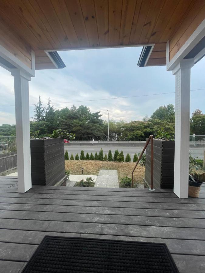 Green Lake 1St Line Home A With Central Air Conditioners Seattle Eksteriør bilde